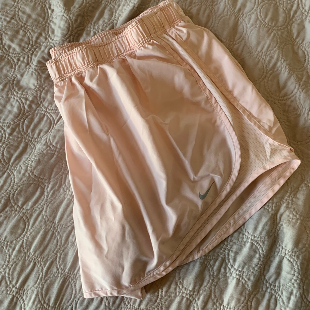 Nike Pink Tempo Shorts 3X Women’s Plus Like New